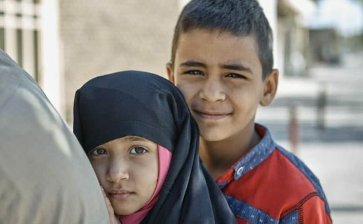 Iraanse kinderen dragen het gewicht van de ontberingen van het land: Mission Network News