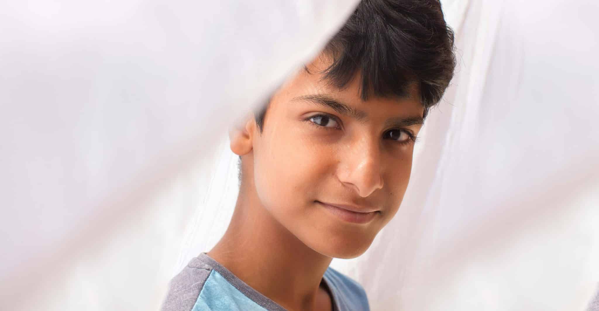 “Var är min pappa?” Hur en tjänst går med flyktingbarn som befinner sig i kris: Mission Network News